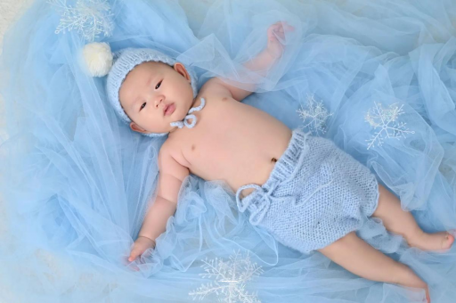华容孕妇肚子上长红点